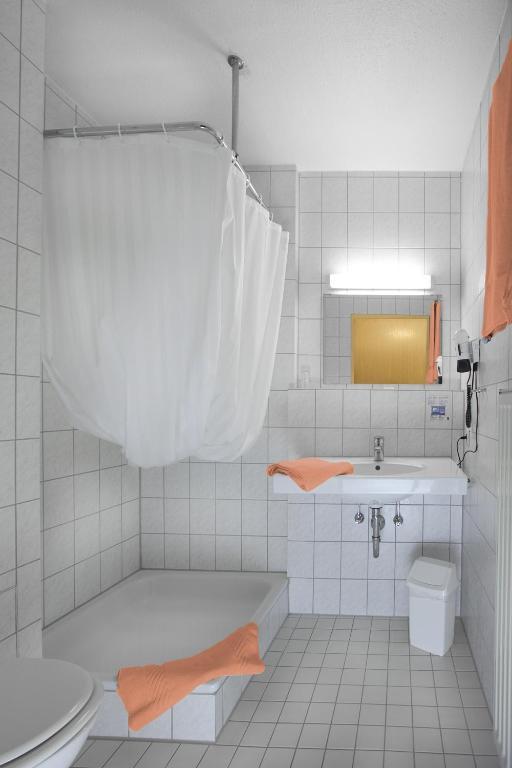 Hotel Weissach Am Neuenbuehl Kamer foto